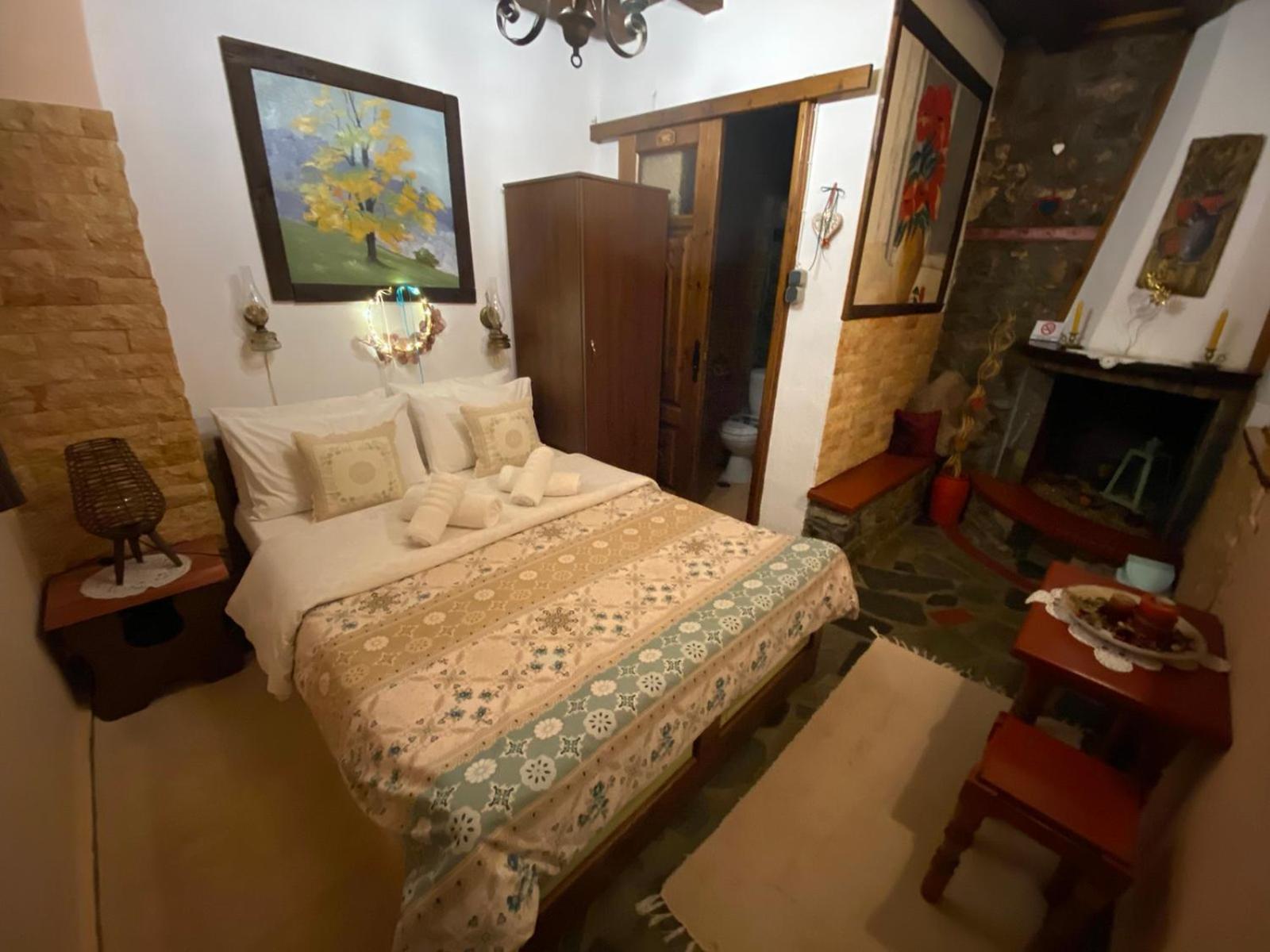 Traditional Guesthouse Erato パライオス・パンテレイモン エクステリア 写真