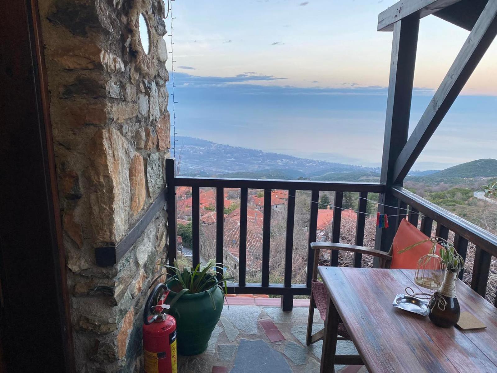 Traditional Guesthouse Erato パライオス・パンテレイモン エクステリア 写真
