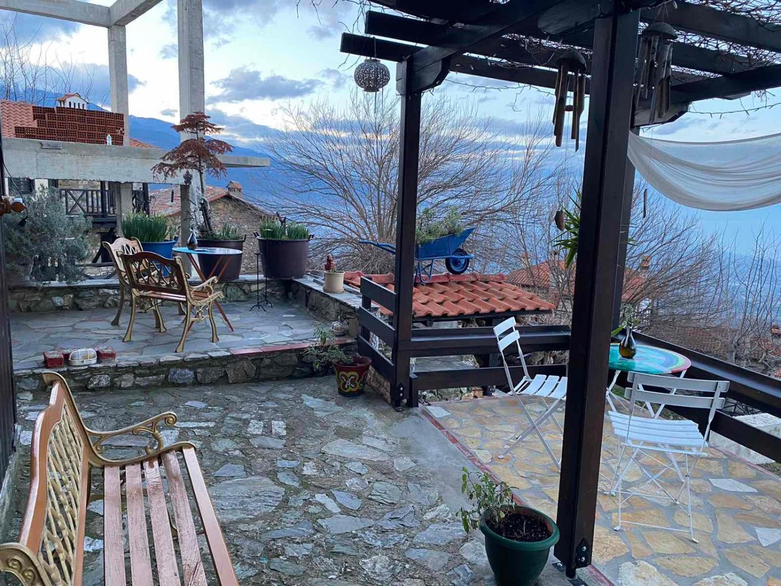 Traditional Guesthouse Erato パライオス・パンテレイモン エクステリア 写真