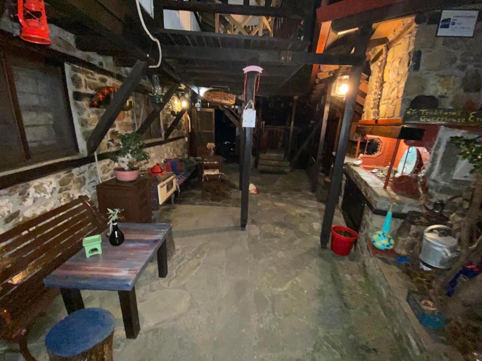 Traditional Guesthouse Erato パライオス・パンテレイモン エクステリア 写真